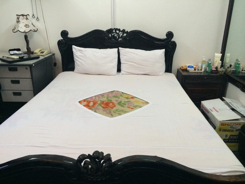 Ngoc Linh Hotel Hanoi Esterno foto
